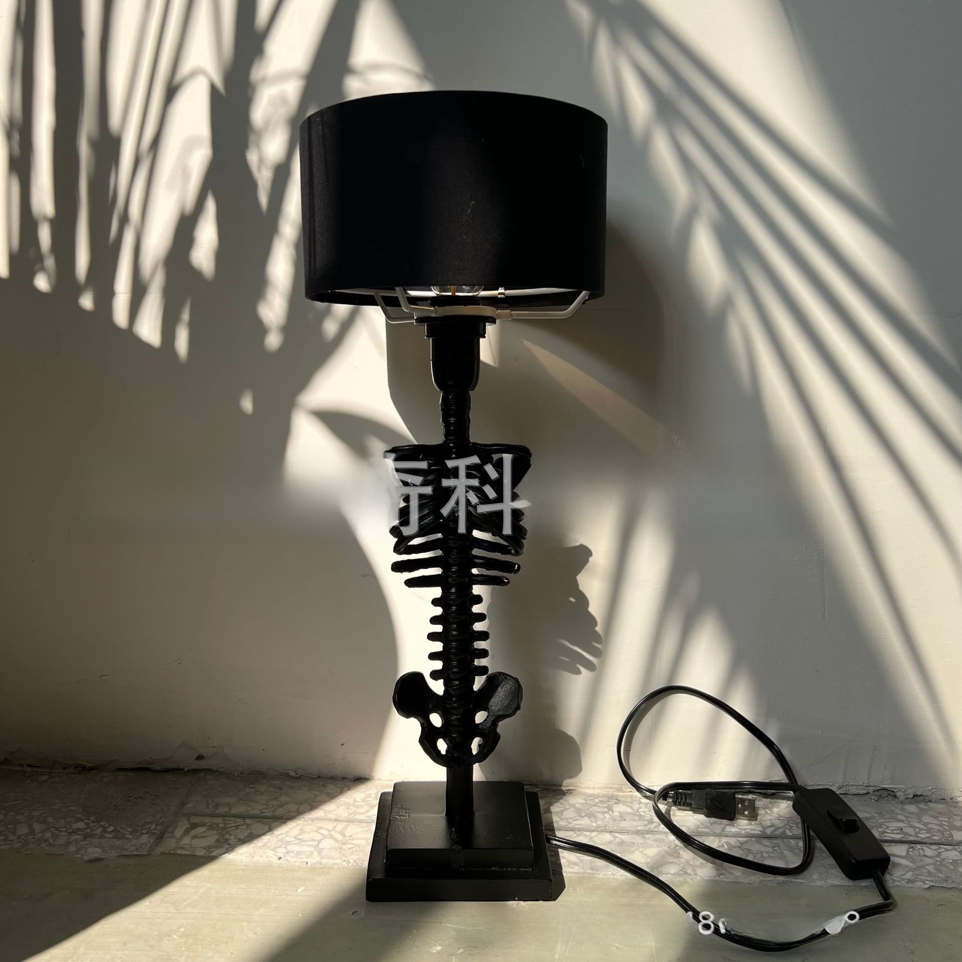 Halloween Gothic Classic Decorative Lamp Home Skull Table Lamp Office Culture Resin Crafts